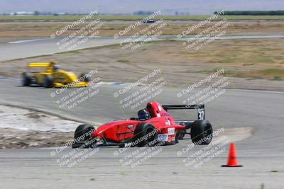 media/May-01-2022-CalClub SCCA (Sun) [[03a481c204]]/Group 6/Race (Off Ramp)/